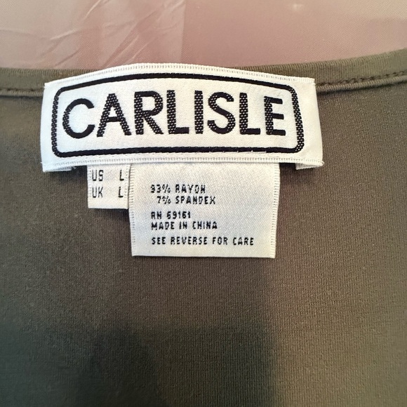 Carlisle Women's Tan/Green Long Sleeve V-neck Top Size Large MSRP $228 - Picture 4 of 7